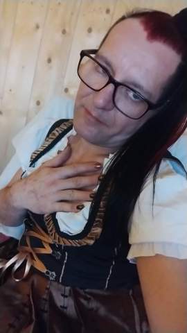 - (Kleidung, Mode, Aussehen)