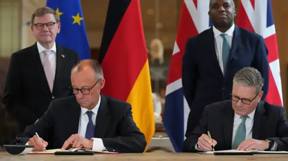 - (Wirtschaft, Wahlen, Partei)