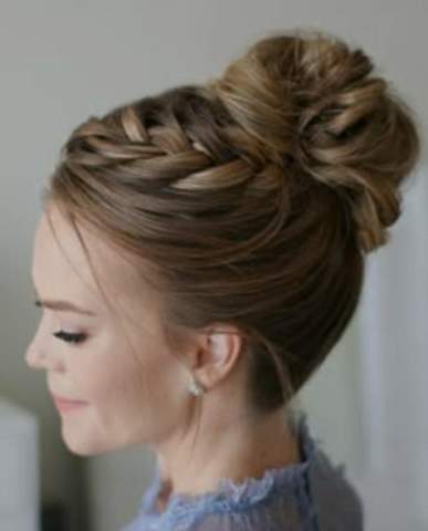 - (Aussehen, Style, Frisur)