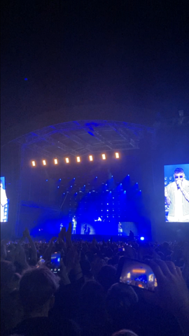- (Konzert, SIDO)