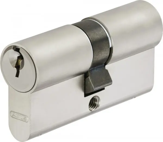 - (Motor, Schlüssel)