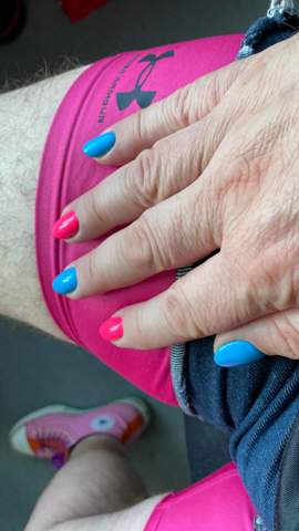 - (Nägel, Nagellack)
