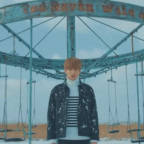 - (Musikvideo, K-Pop, BTS)