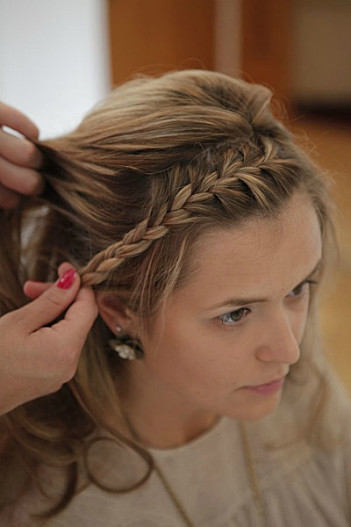 Flechtfrisur mit Pony..? (Haare, Party, Frisur)