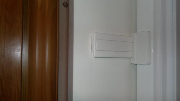 Griffe an den Türen einer Einbauküche wechseln (Technik, Möbel