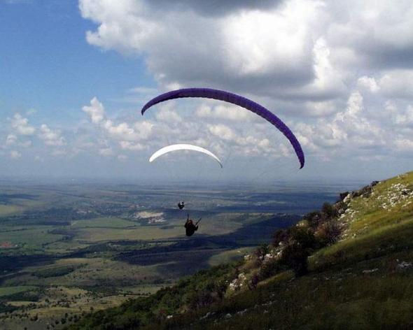 Urlaub in Serbien - Paragliding - (Reise, Serbien)