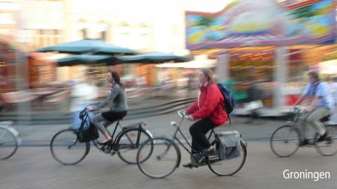 Radfahrer in Groningen - (Auto, Fahrrad, KFZ)