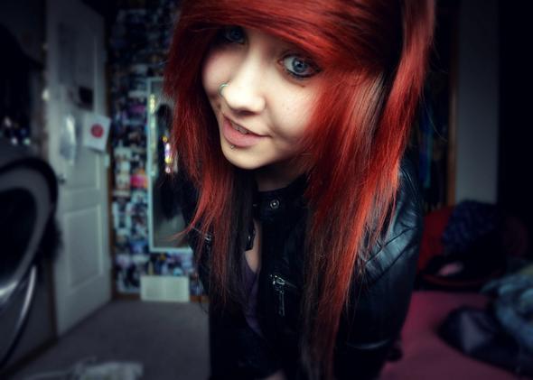 das müsste sie eigentlich auch sein - (Mädchen, Haare, rot)