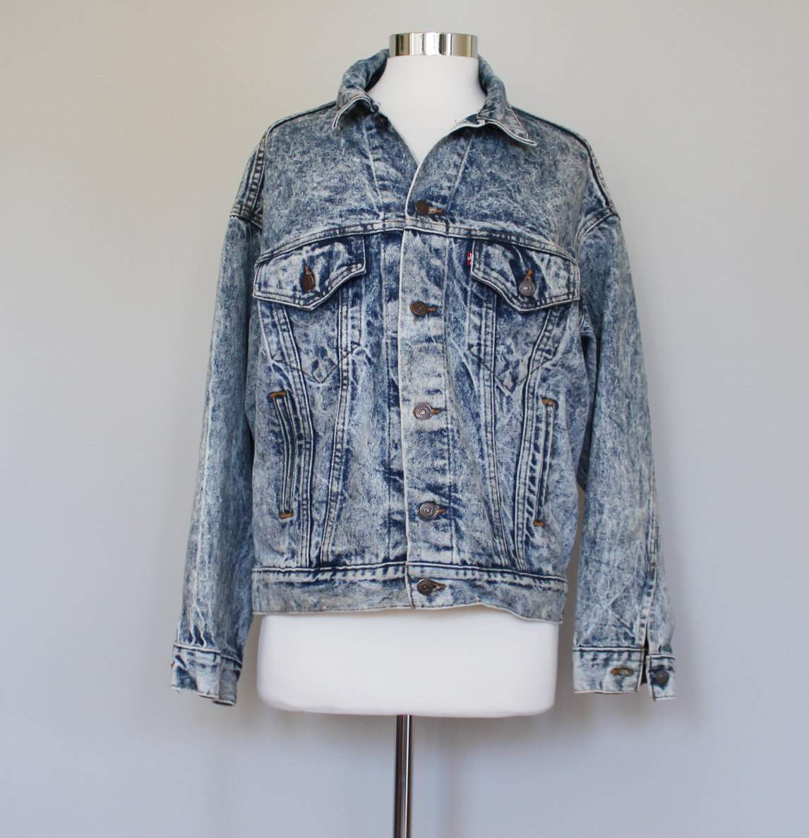 Meine alte jeansjacke pimpen - wie? (Beauty, Klamotten, Jacke)