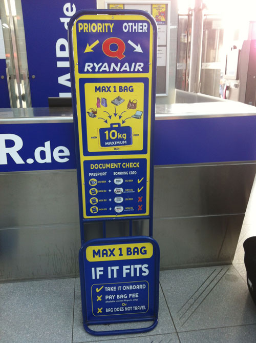 Kann man sein Handgepäck für Ryanair vorab prüfen?