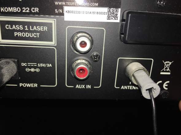 Wie verbinde ich meinen Fernseher mit meiner Stereoanlage? (Technik, Musik, Technologie) phone anschluss musikanlage