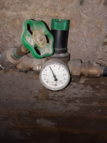 Wasserdruck im Haus erhöhen – wikiHow