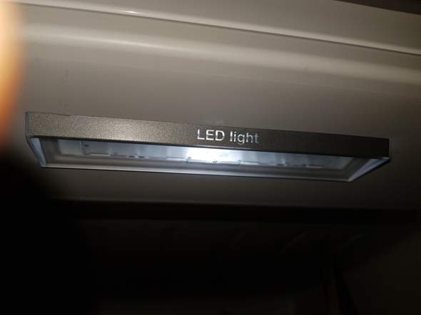 Wie wechsel ich die LED Beleuchtung am Siemens Kühlschrank? (Technik,  Technologie, Elektronik)