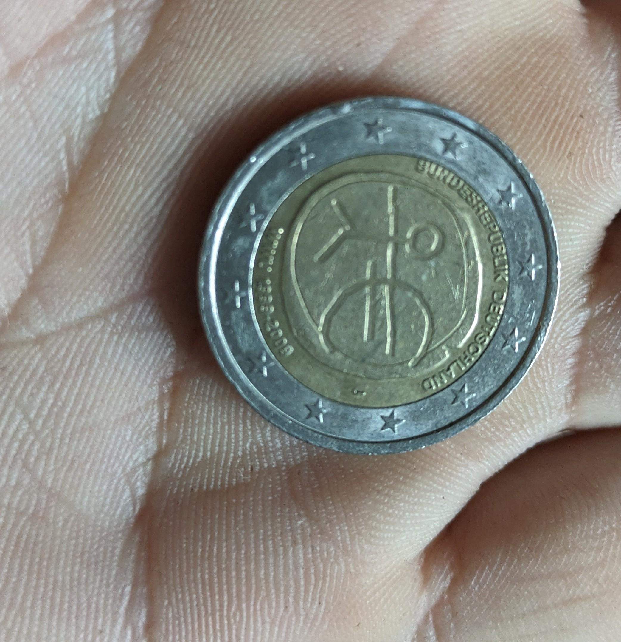 Wie Wertvoll Ist Die 2 Euro Münze Mit Dem Strichmännchen 2 Euro Münze wertvoll? (Geld, Münzen, Sammlerstück)