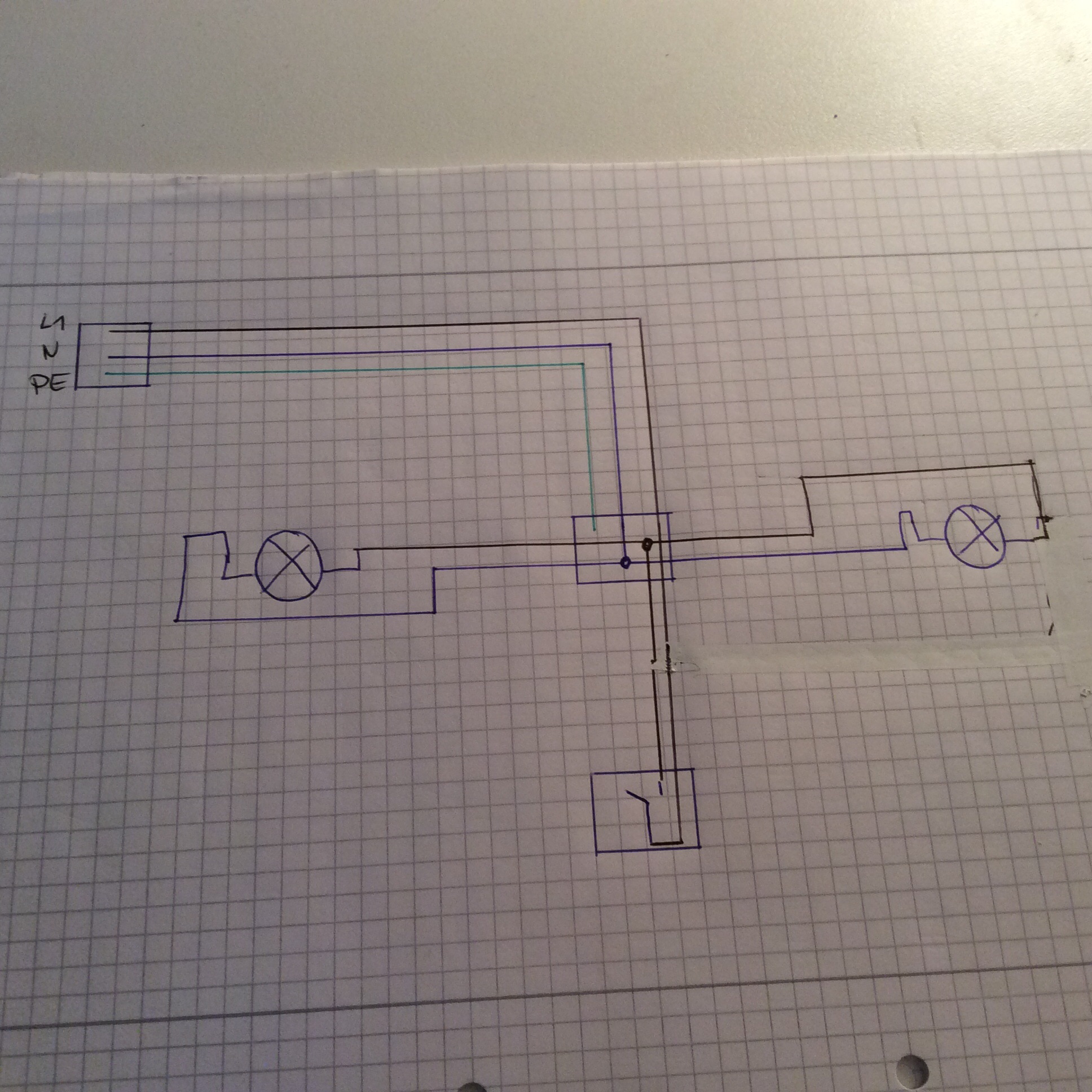 2 Lampen mit einem Schalter betätigen ? (Lampe)