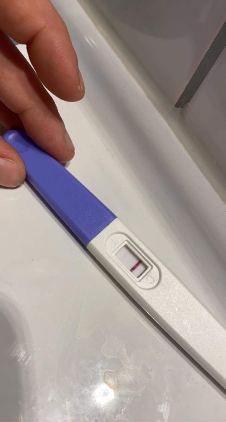 2 schwache Linie zusehen? (Schwangerschaft, Schwangerschaftstest)