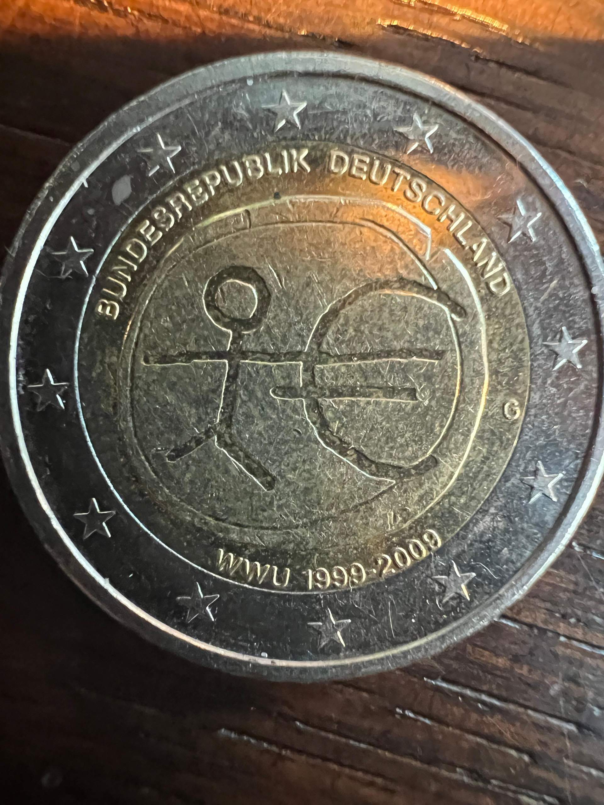 1 Euro Münze Letzebuerg 2014 Wert 2€ Strichmännchenmünze etwas wert? (Geld, Euro, Münzen)