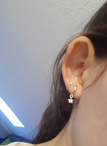3 Ohrloch Stechen In Der Nahe Des Knorpels Piercing Ohr Schmuck