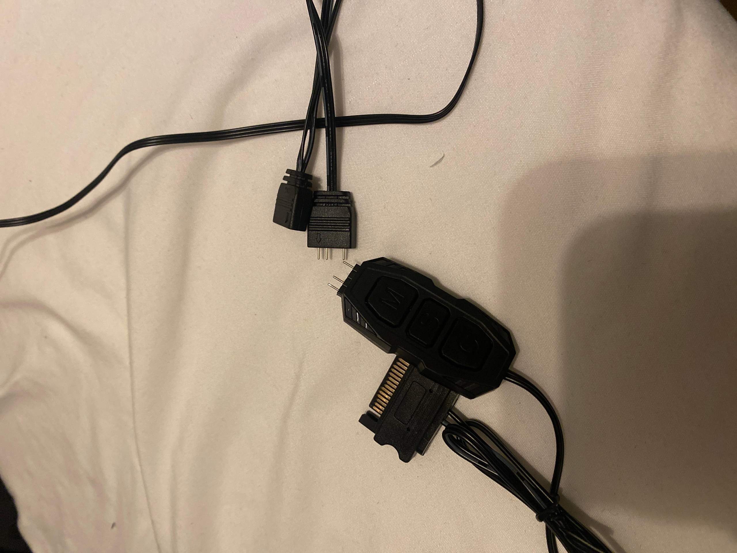3pin ARGB Anschluss wohin stecken? (Gaming PC, Lüfter, Gehäuse)