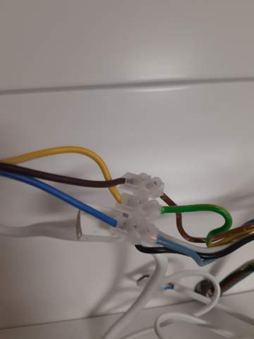 5 Adriges Kabel mit Energiebox verbinden? (Technik, Bad, Elektrik