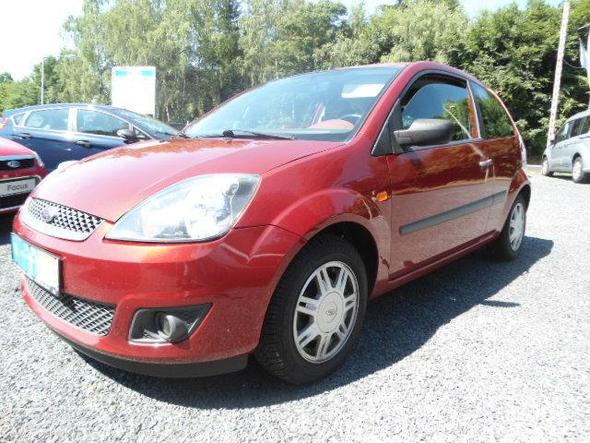 Ford Fiesta 1.3 Futura - (Auto, Ford, Fiesta)