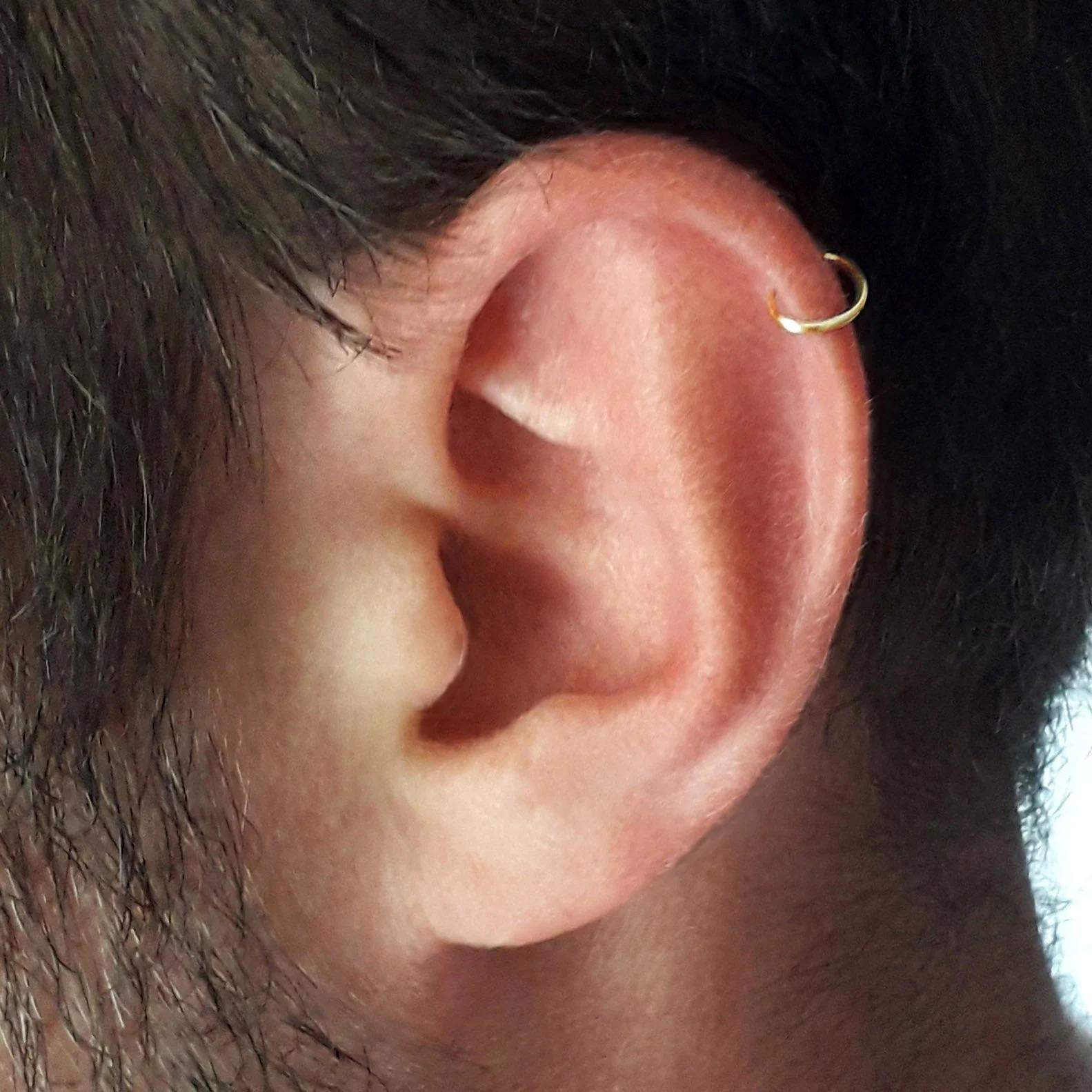 Ab wie vielen Jahren ist ein Helix? (Piercing, Piercingstudio) Ab wie vielen Jahren ist ein Helix? (Piercing, Piercingstudio)