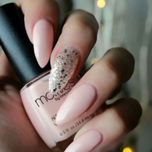 Ab wieviel Jahren darf man ins Nagelstudio (16)? (Eltern, Nägel, Jahre)
