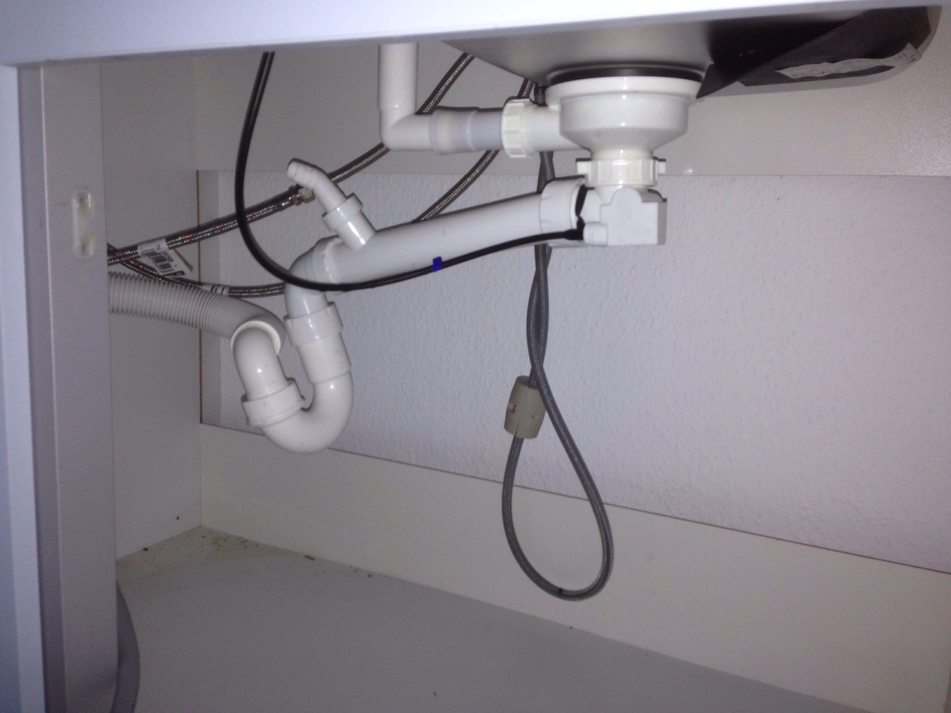 Abfluss am Spülbecken Küche läuft nicht ab! (Spuelmaschine ...