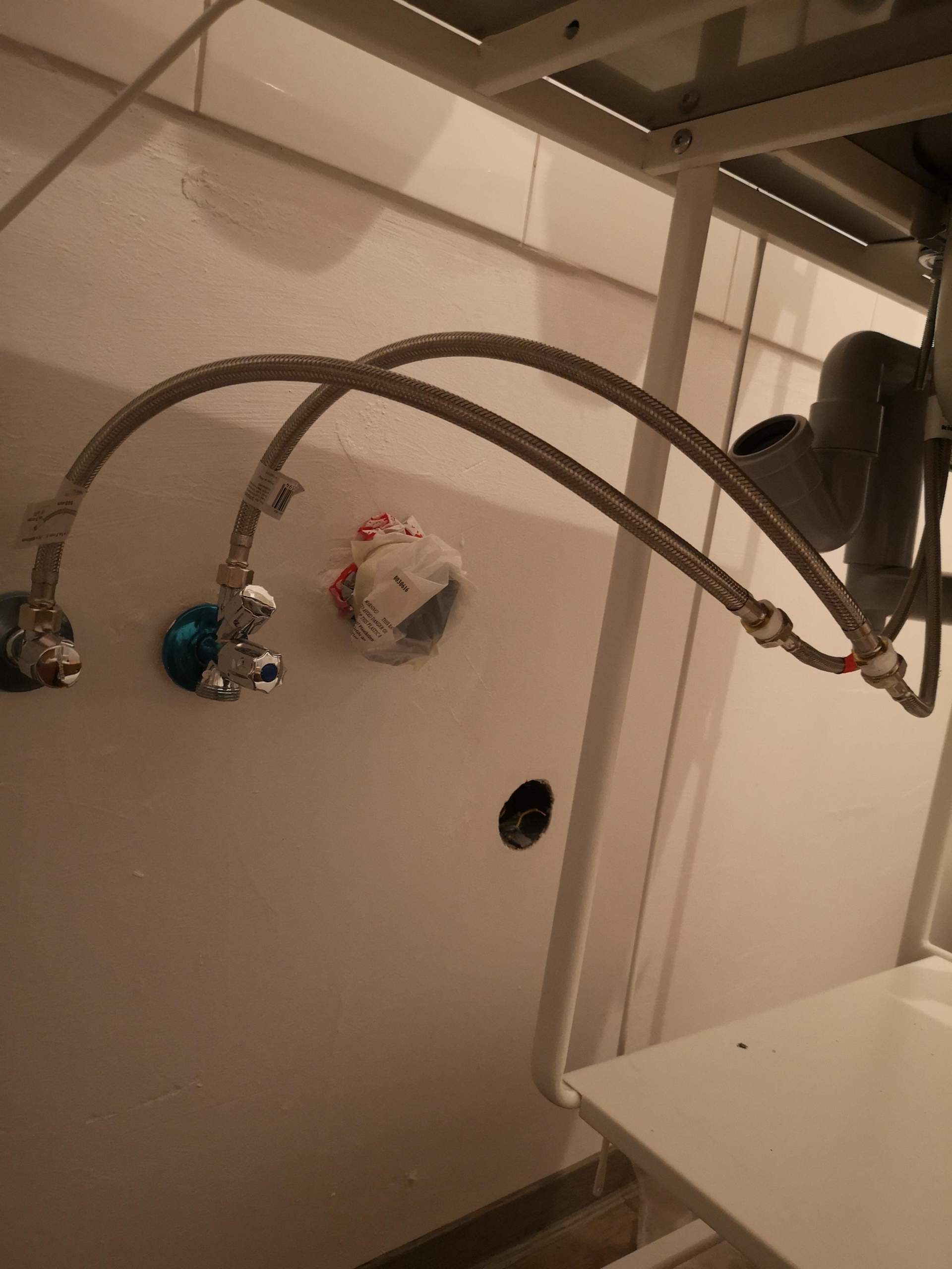 Abflussrohr montieren Küche, geht das auch so? (Handwerk, IKEA, Klempner)