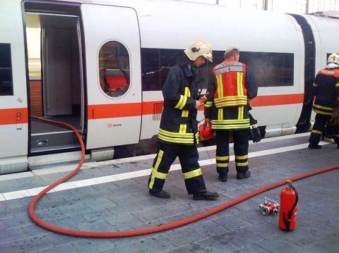 - (Deutsche Bahn, Erste Hilfe)