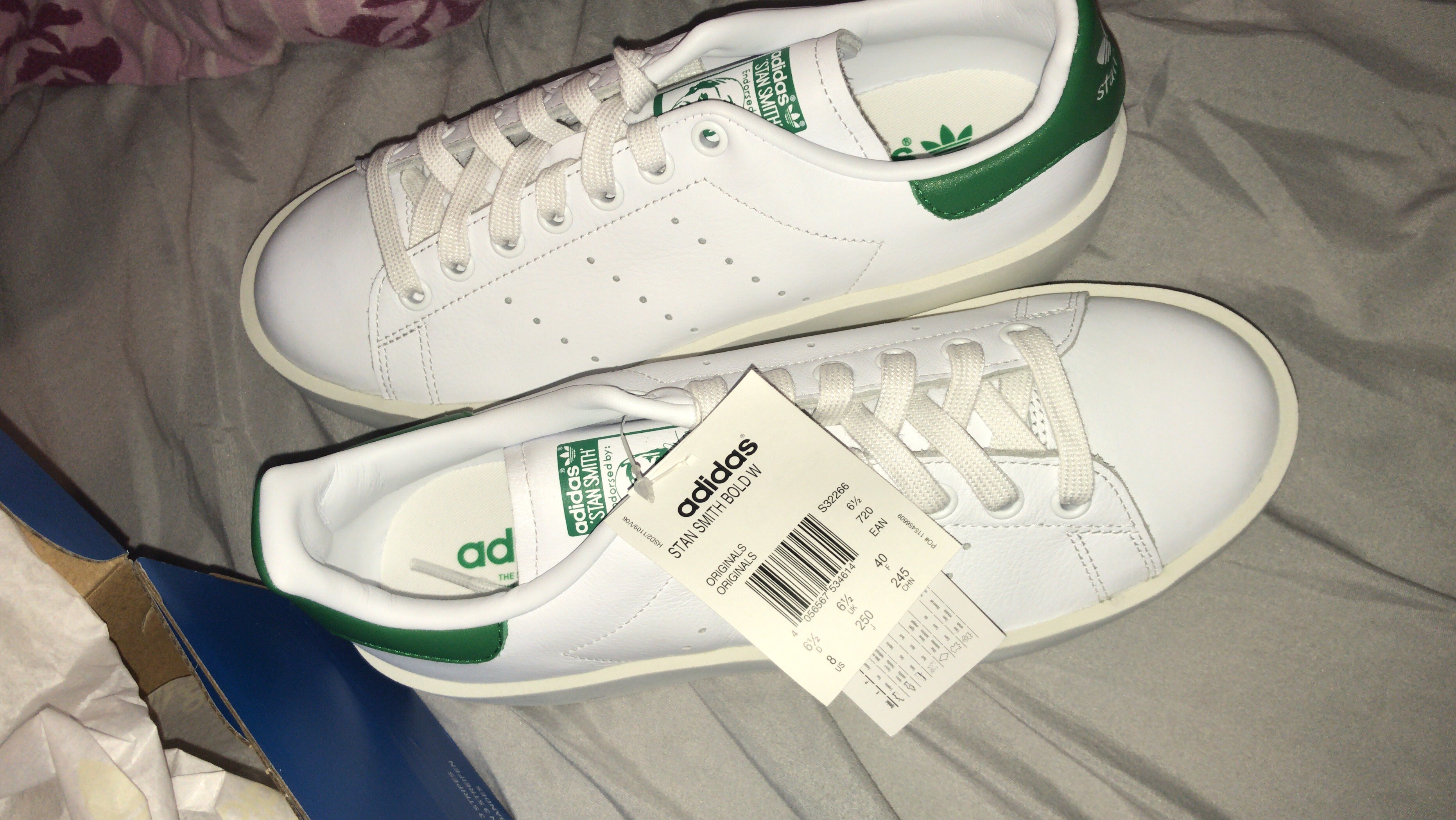 stan smith fake