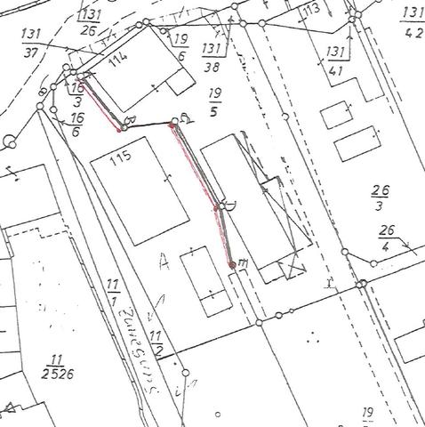 ich wohne in 115; rot eingezeichnet der 1 m breite Streifen - (Grundstück, Baurecht, Grundstücksgrenze)
