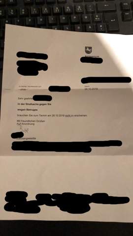 Als Angeklagter 2 e Vor Verhandlung Vom Gericht Ausgeladen Recht Justiz Gerichtsverhandlung