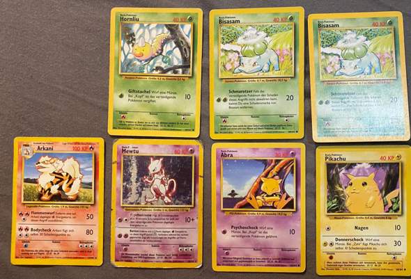 - (Pokemon, Sammelkarten)