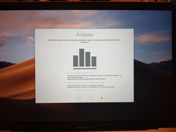 - (Apple, MacBook, Laptop)