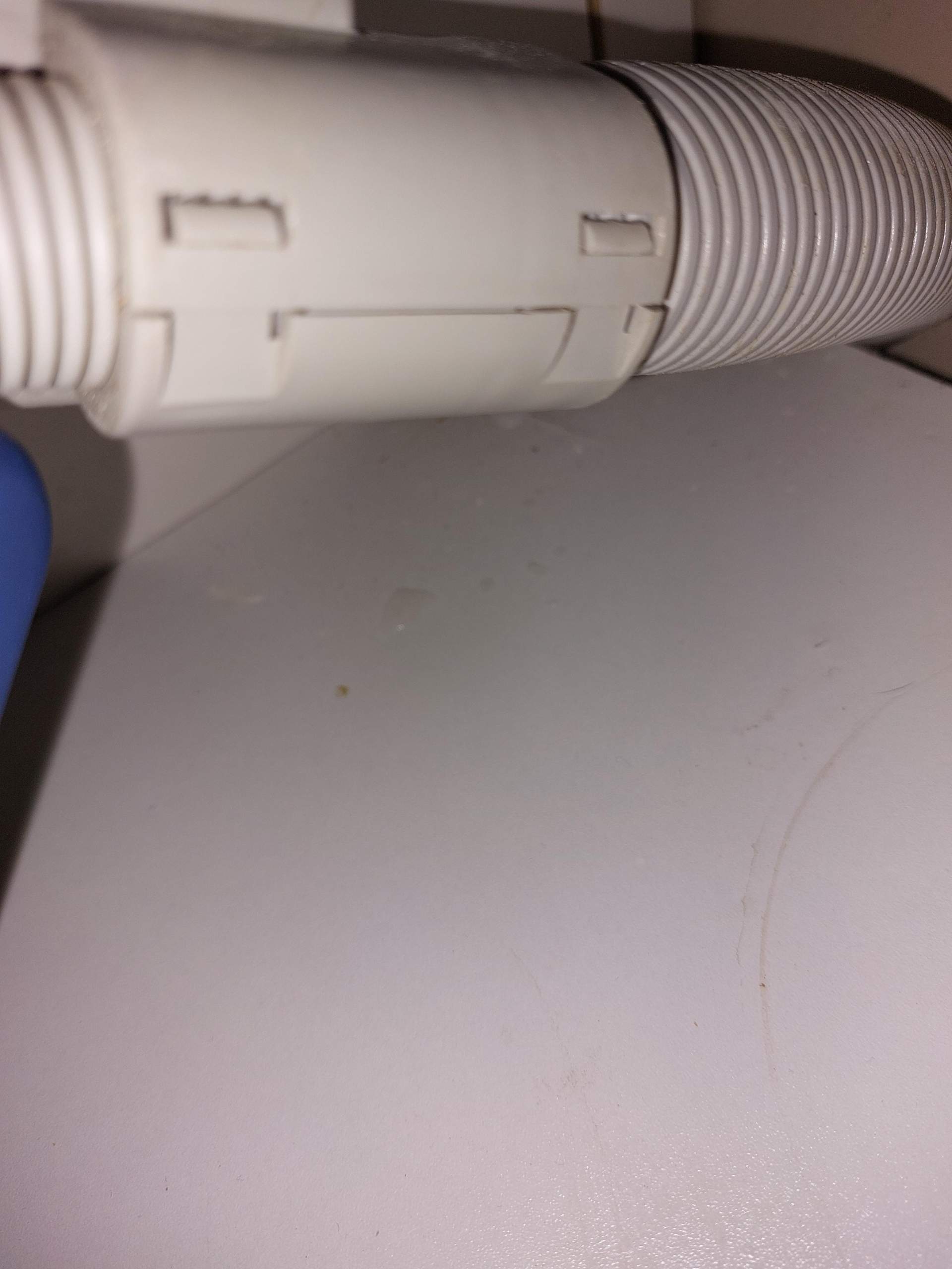 Aquastop Kasten entfernen? (Spülmaschine)