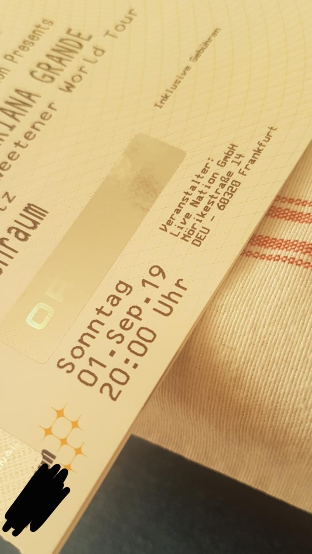 Ariana Grande Ticket Sweetener Tour Köln 192019 Fake
