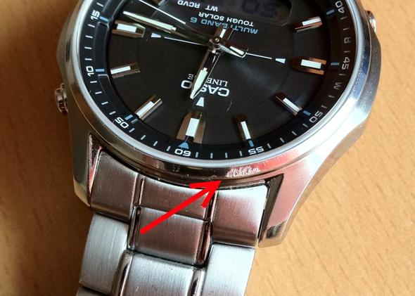 Casio Armbanduhr Edelstahl beschädigt - (Schaden, Kratzer, Armbanduhr)