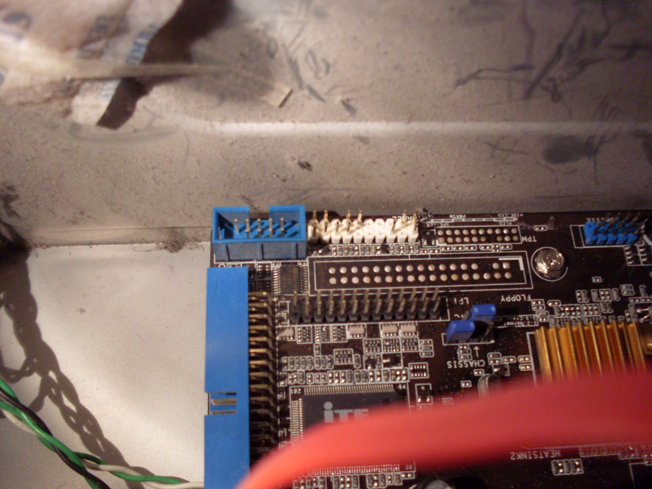 Asus Mainboard Ein-/Ausschalter anschließen? (Computer, Technik, Spiele