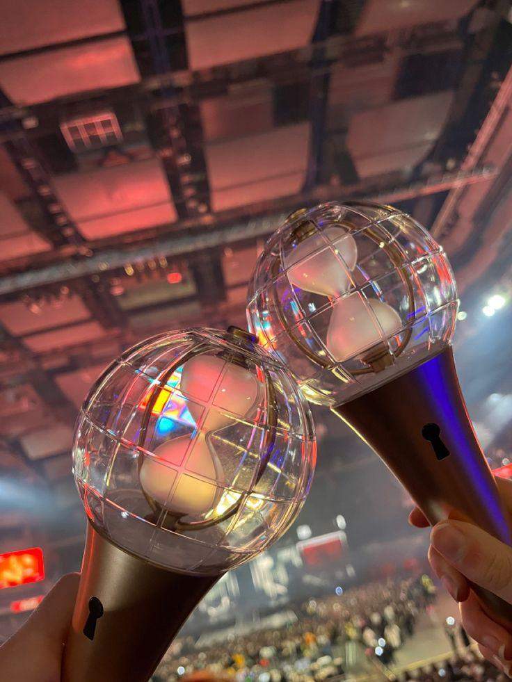 Ateez lightstick version? (K-Pop)