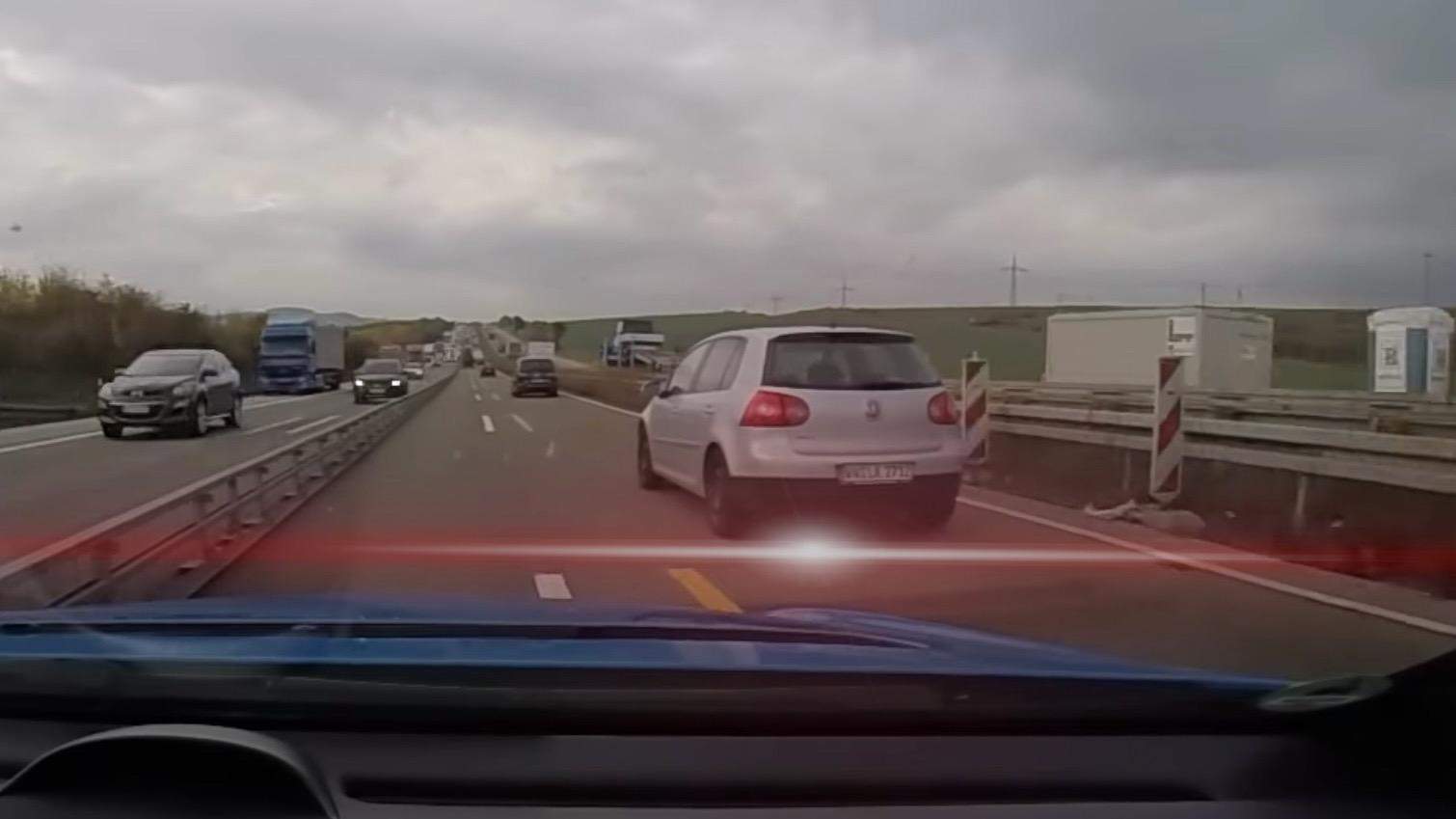 Auf der Autobahn geblitzt (8km/h zu schnell)? (Auto, Verkehr, Straßenverkehr) Auf der Autobahn geblitzt (8km/h zu schnell)? (Auto, Verkehr, Straßenverkehr)