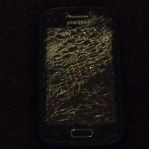 Augenschaden Durch Zersplitterten Handy Display Augen