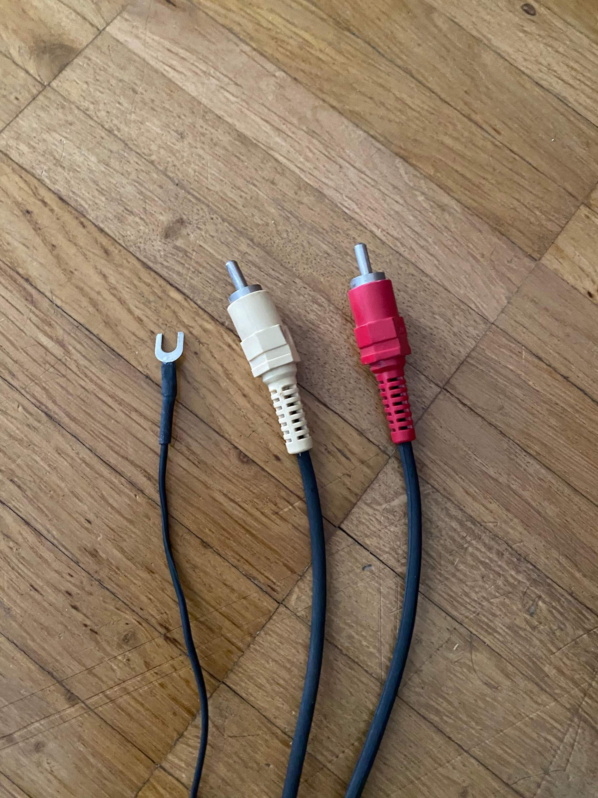 Ausgabe Ton bei KENWOOD FULL AUTOMATIC TURNTABLE KD491F extrem leise