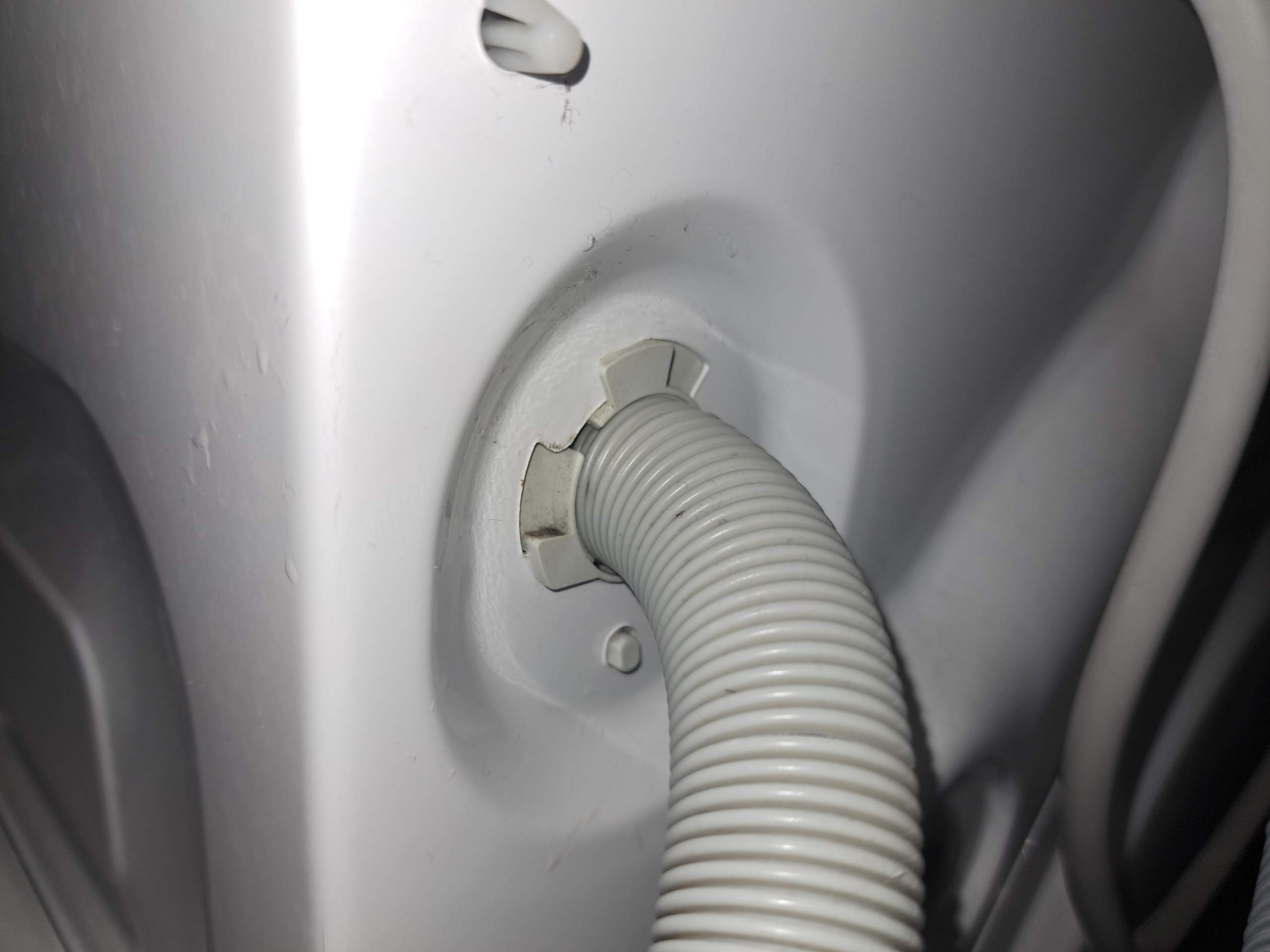 Sind Bei Einer Neuen Waschmaschine Die Schläuche Dabei