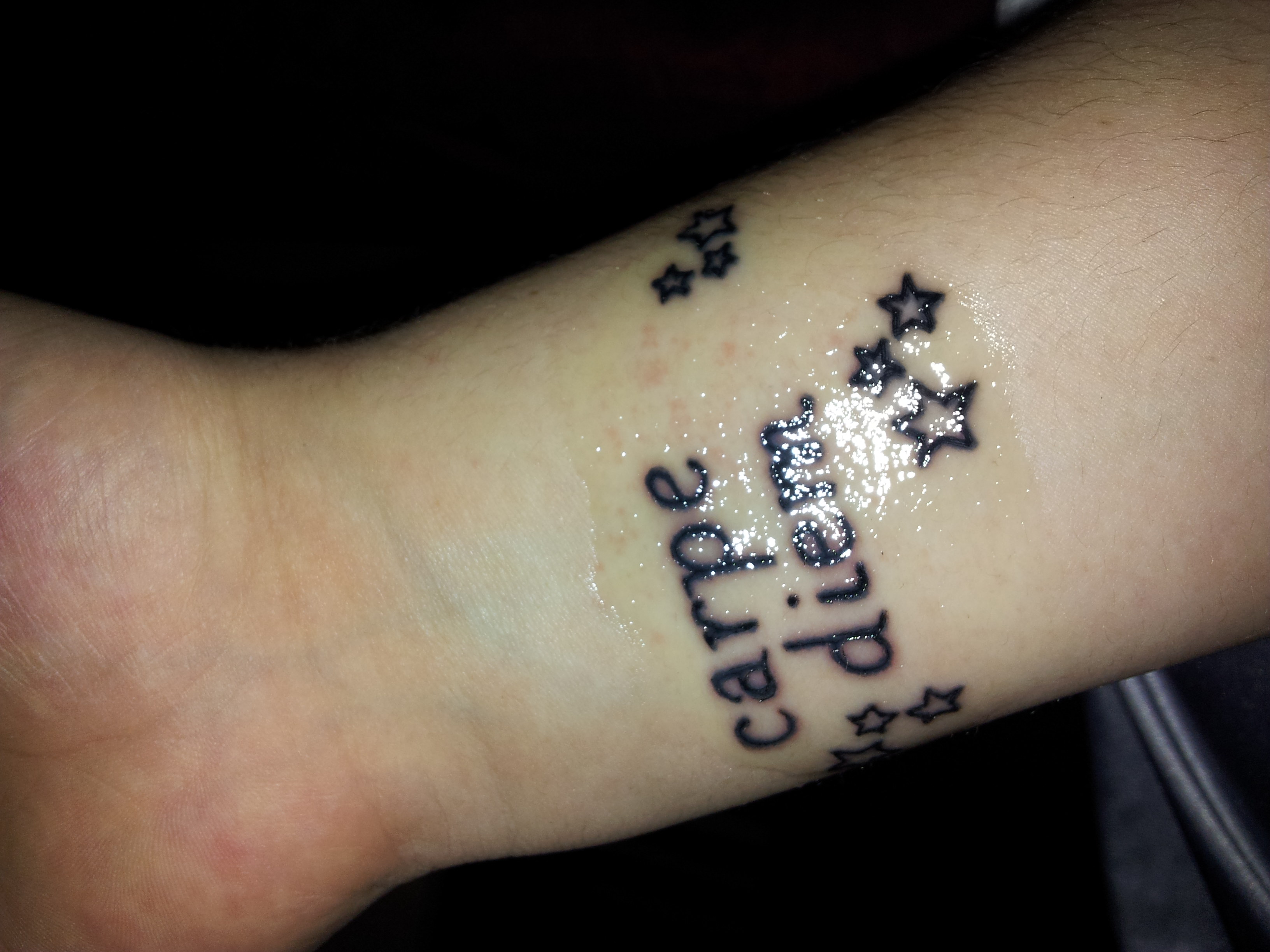 ausschlag bei meinem tattoo.. (Gesundheit)