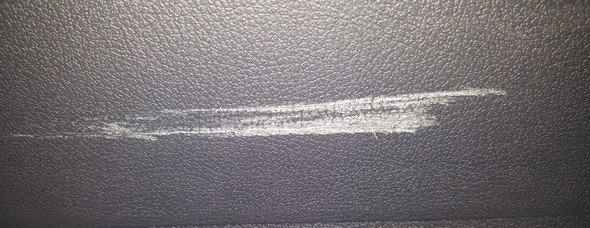 Auto Innenraum Kunststoff Kratzer entfernen