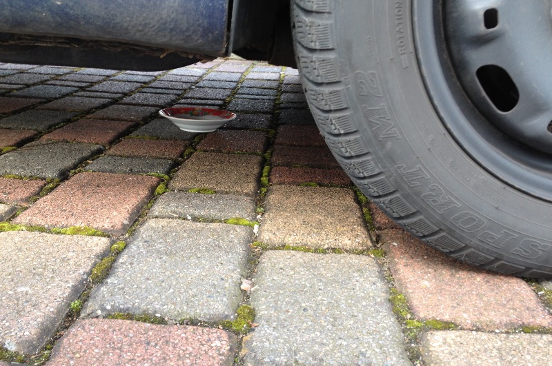 Auto verliert Klares Wasser (KFZ)