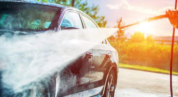 Auto waschen auf unbefestigtem Grund verboten?