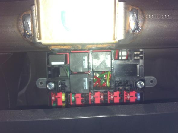 AUX anschluss bei Ford Fusion (Auto, Radio, Autoradio)