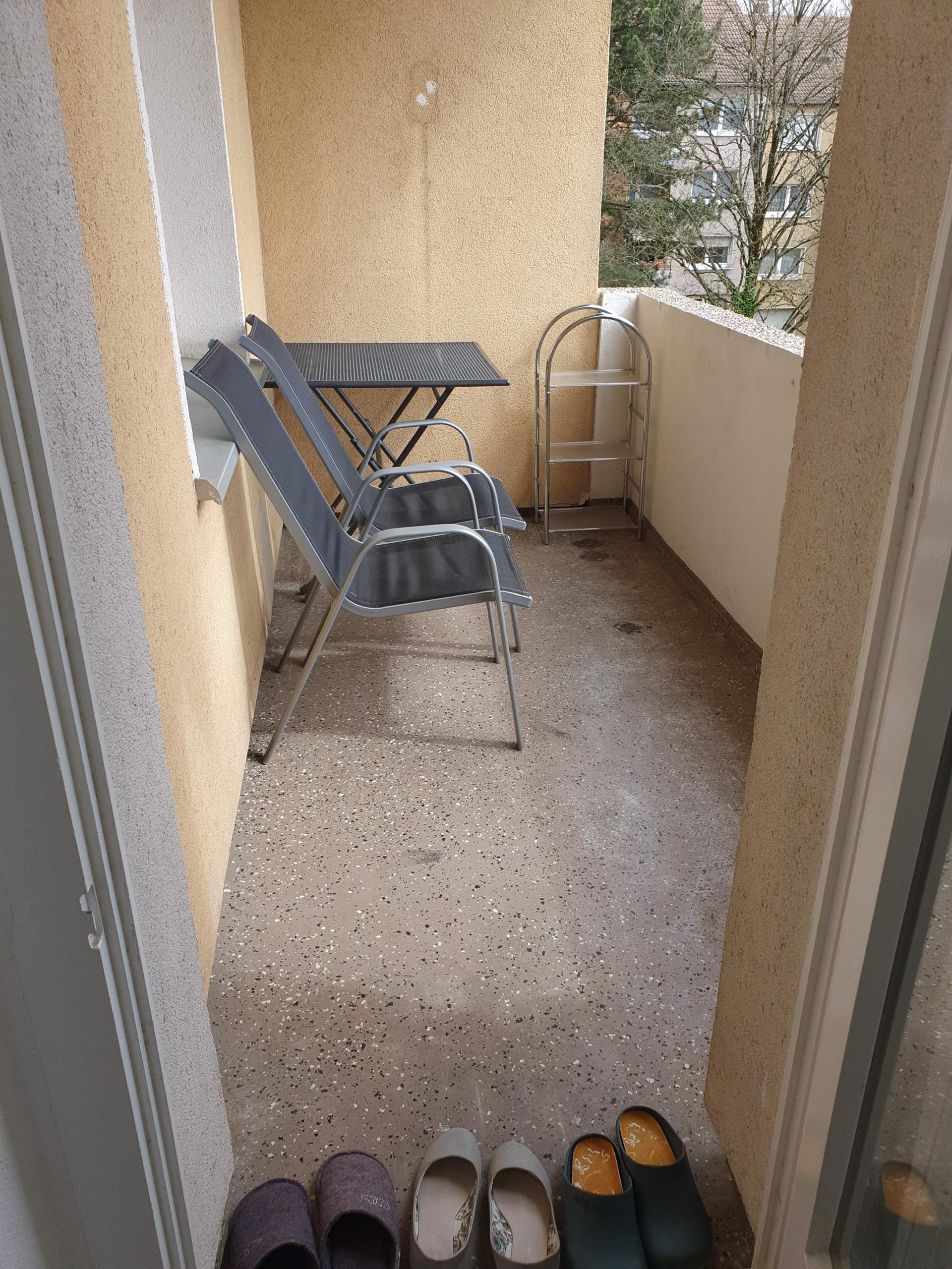 Balkon verschönern(Boden)?